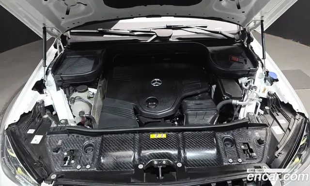 Mercedes-Benz GLE-Class 2025 3.0 автомат (гидро), миниатюра 6