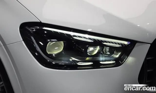 Mercedes-Benz GLE-Class 2025 3.0 автомат (гидро), миниатюра 8