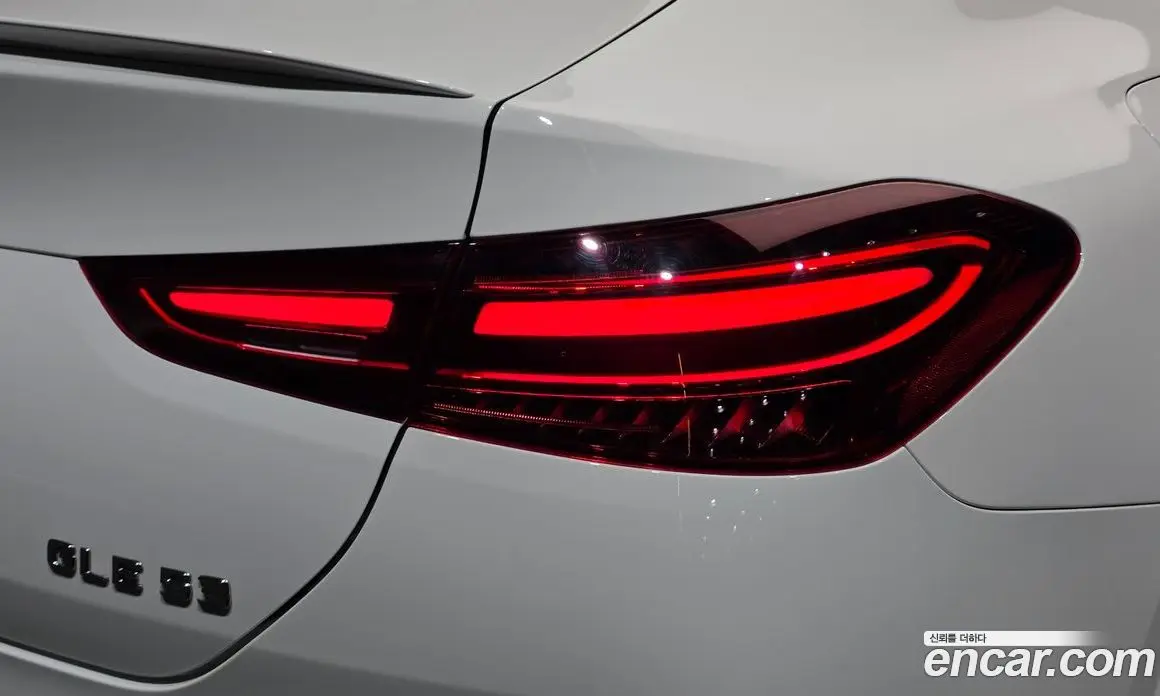 Mercedes-Benz GLE-Class 2025 3.0 автомат (гидро), фото 9