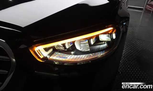 Mercedes-Benz S-Class 2024 3.0 автомат (гидро), миниатюра 7