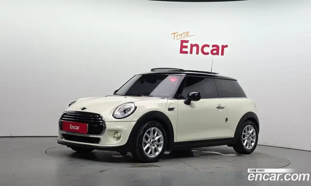 Mini Cooper 2016 1.5 автомат (гидро), миниатюра 1
