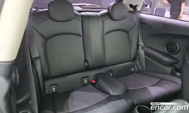 Mini Cooper 2016 1.5 автомат (гидро), миниатюра 11