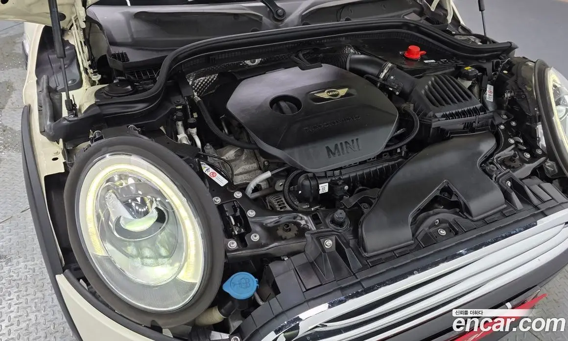 Mini Cooper 2016 1.5 автомат (гидро), фото 6