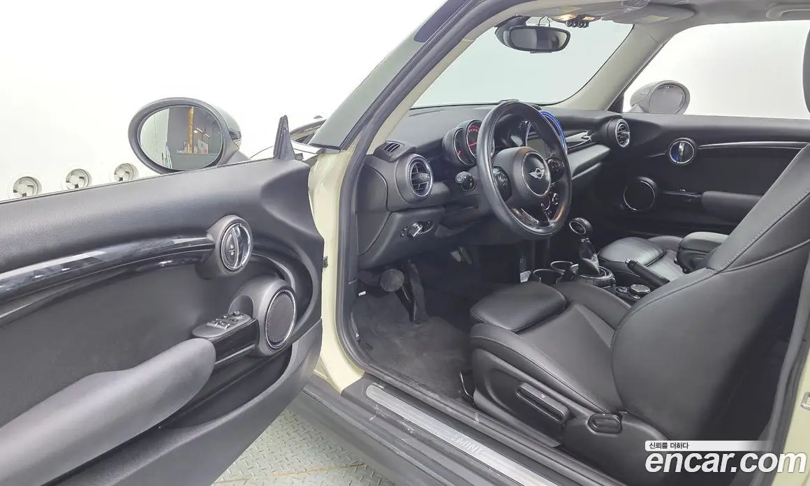 Mini Cooper 2016 1.5 автомат (гидро), фото 10