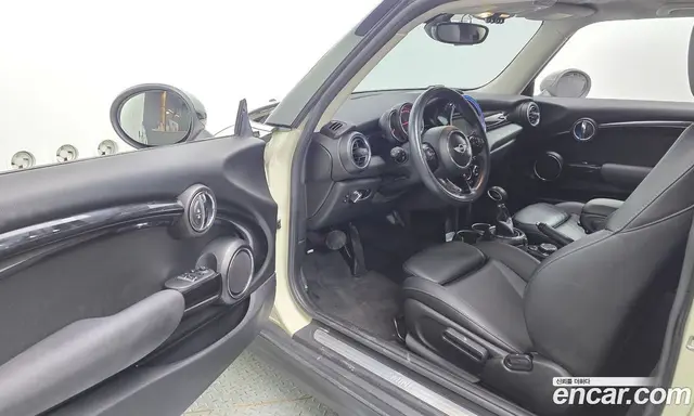 Mini Cooper 2016 1.5 автомат (гидро), миниатюра 10