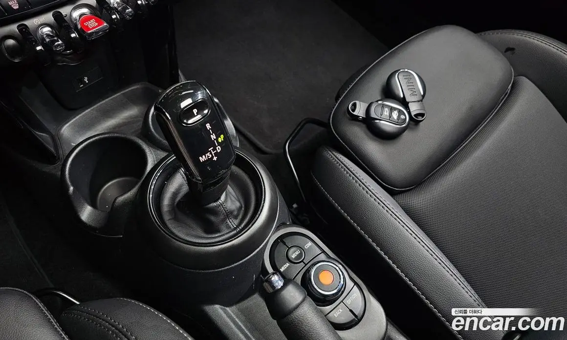Mini Cooper 2021 1.5 автомат (гидро), фото 12