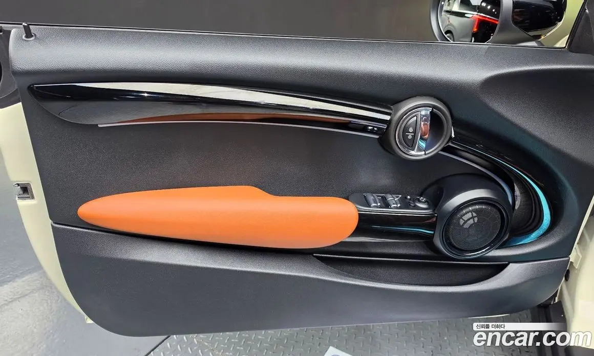 Mini Cooper Convertible 2021 2.0 автомат (гидро), фото 14