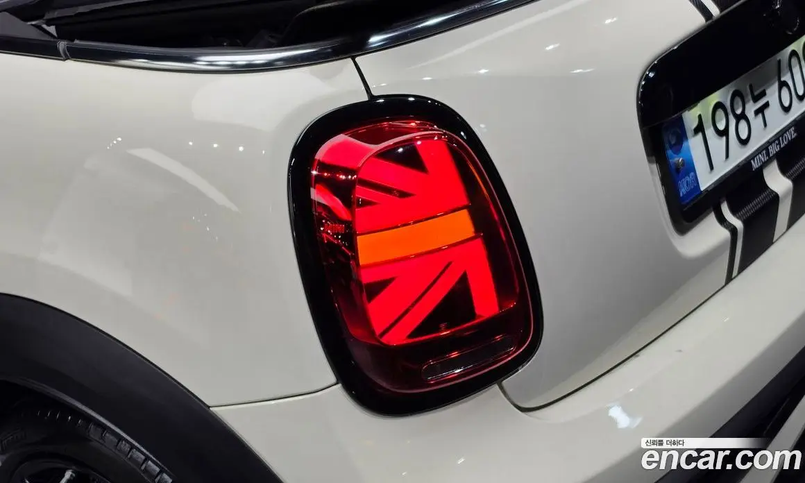 Mini Cooper Convertible 2021 2.0 автомат (гидро), фото 9