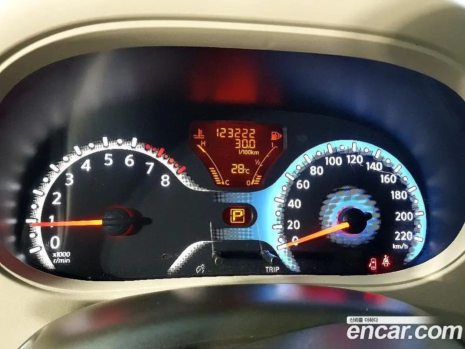 Nissan Cube 2011 1.8 автомат (гидро), фото 7