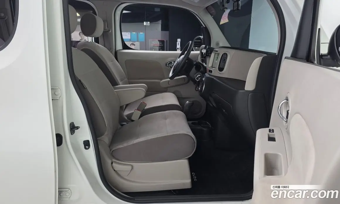 Nissan Cube 2013 1.8 автомат (гидро), фото 11