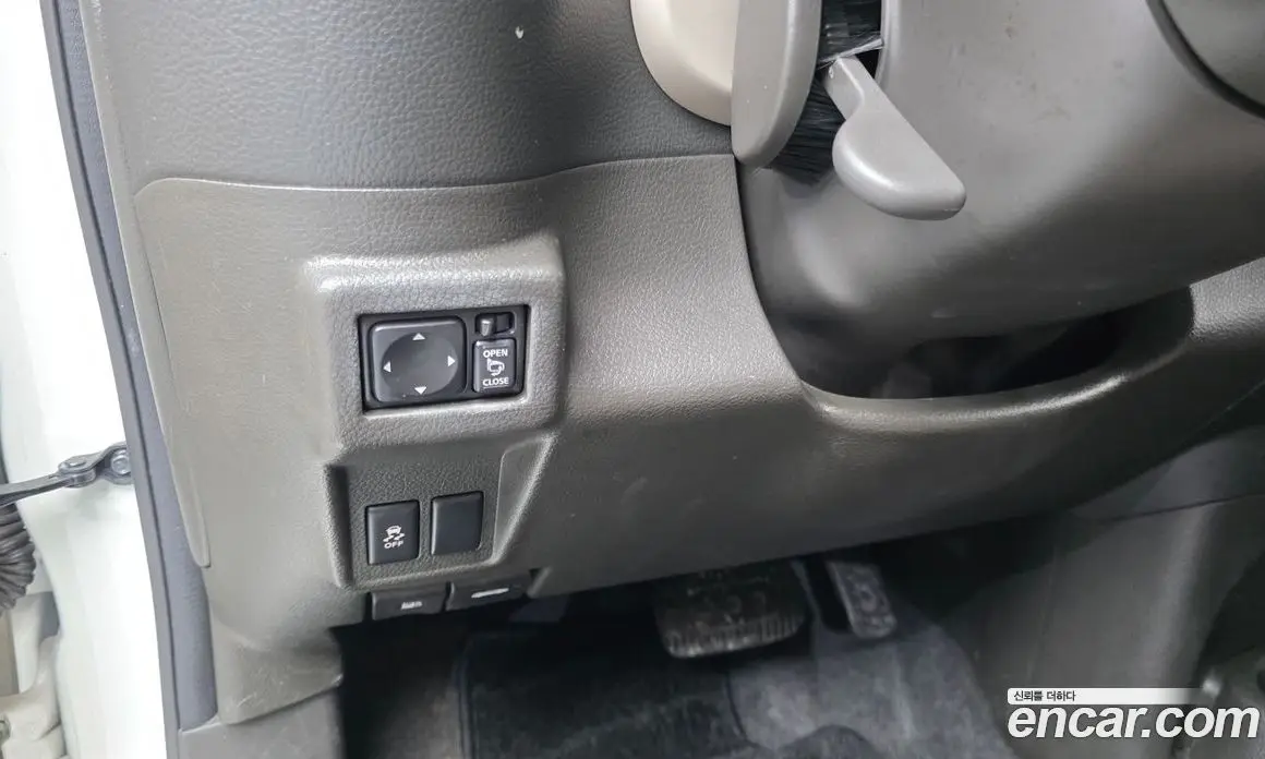 Nissan Cube 2013 1.8 автомат (гидро), фото 17