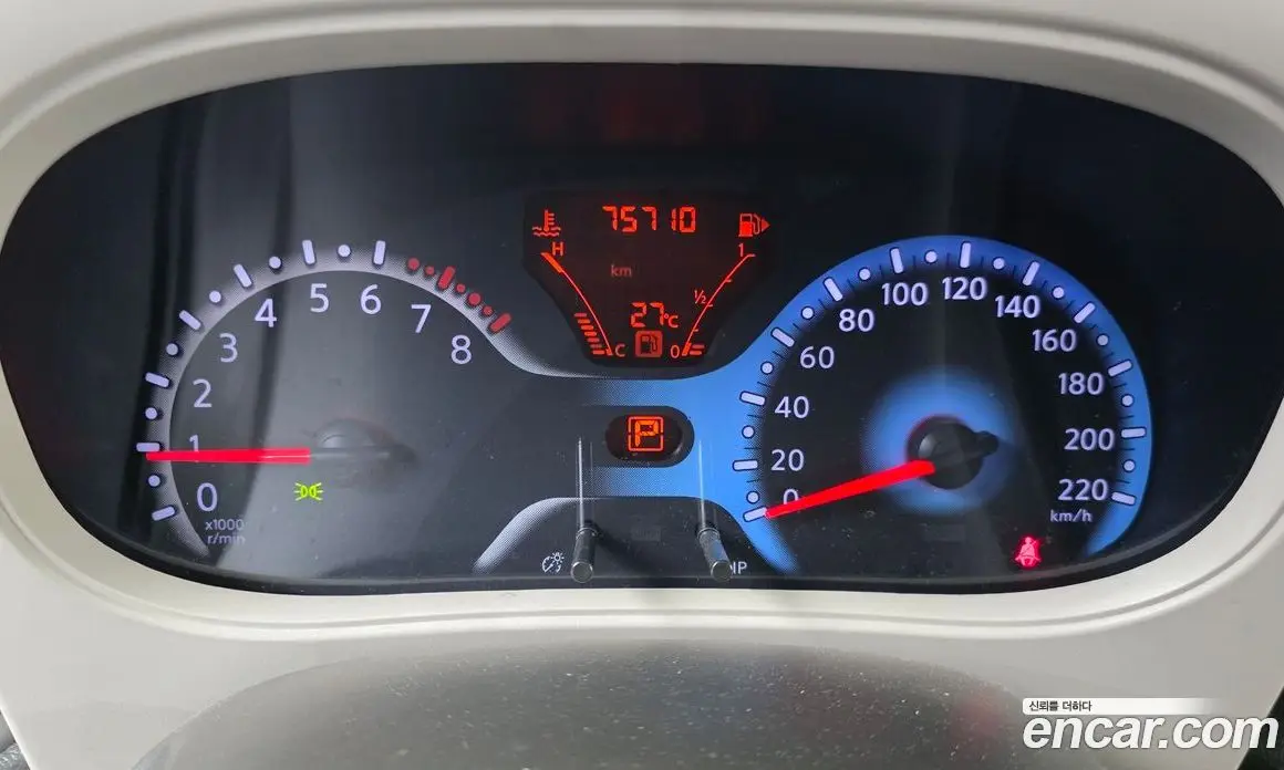 Nissan Cube 2013 1.8 автомат (гидро), фото 8
