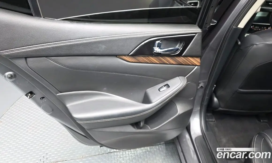 Nissan Maxima 2017 3.5 автомат (гидро), фото 15