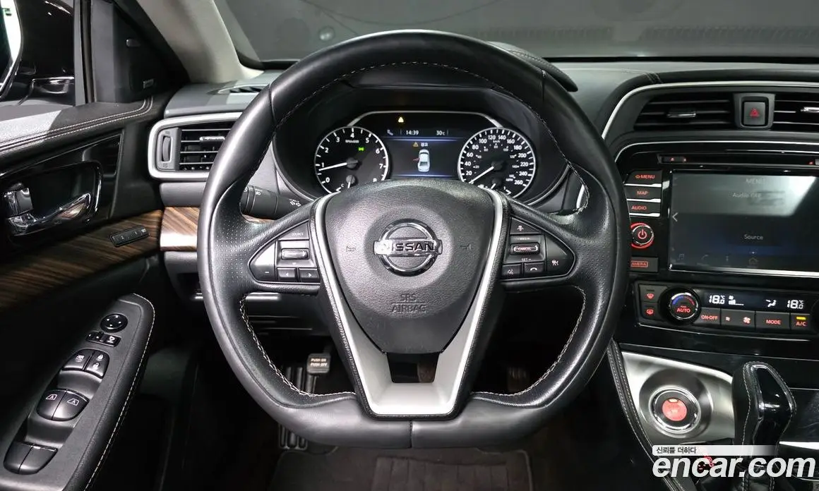 Nissan Maxima 2017 3.5 автомат (гидро), фото 19