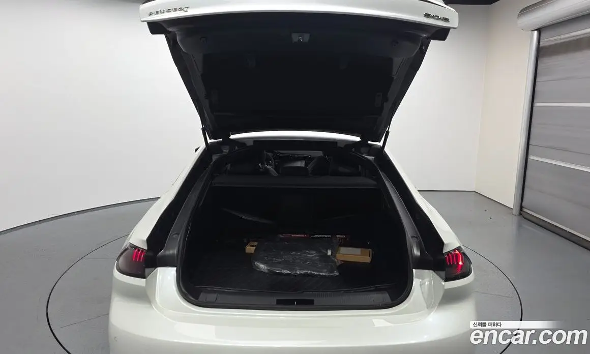 Peugeot 508 2019 2.0 автомат (гидро), фото 20