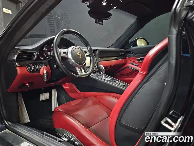 Porsche 911 2014 3.8 автомат (гидро), миниатюра 10 Porsche 911 2014 3.8 автомат (гидро), миниатюра 10