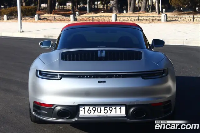 Porsche 911 2024 3.0 автомат (гидро), миниатюра 4