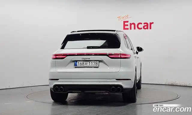 Porsche Cayenne 2019 3.0 автомат (гидро), миниатюра 4