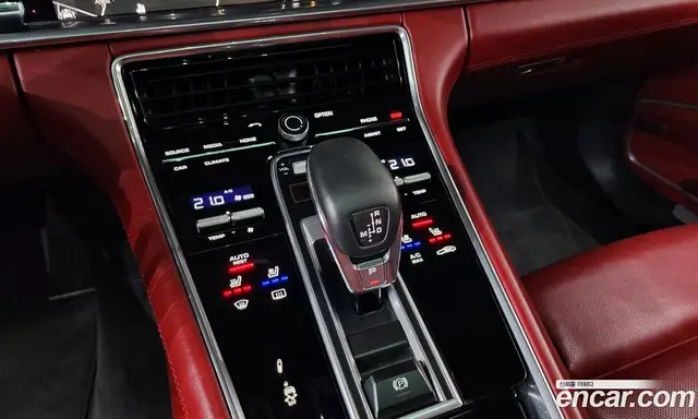 Porsche Panamera 2018 3.0 автомат (гидро), миниатюра 12