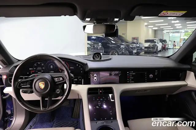 Porsche Taycan 2021 0.1 автомат (гидро), миниатюра 11