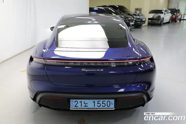 Porsche Taycan 2021 0.1 автомат (гидро), миниатюра 6