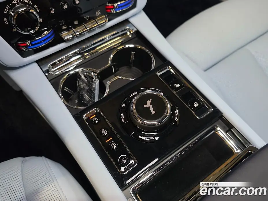 Rolls-Royce Ghost 2026 6.8 автомат (гидро), фото 13