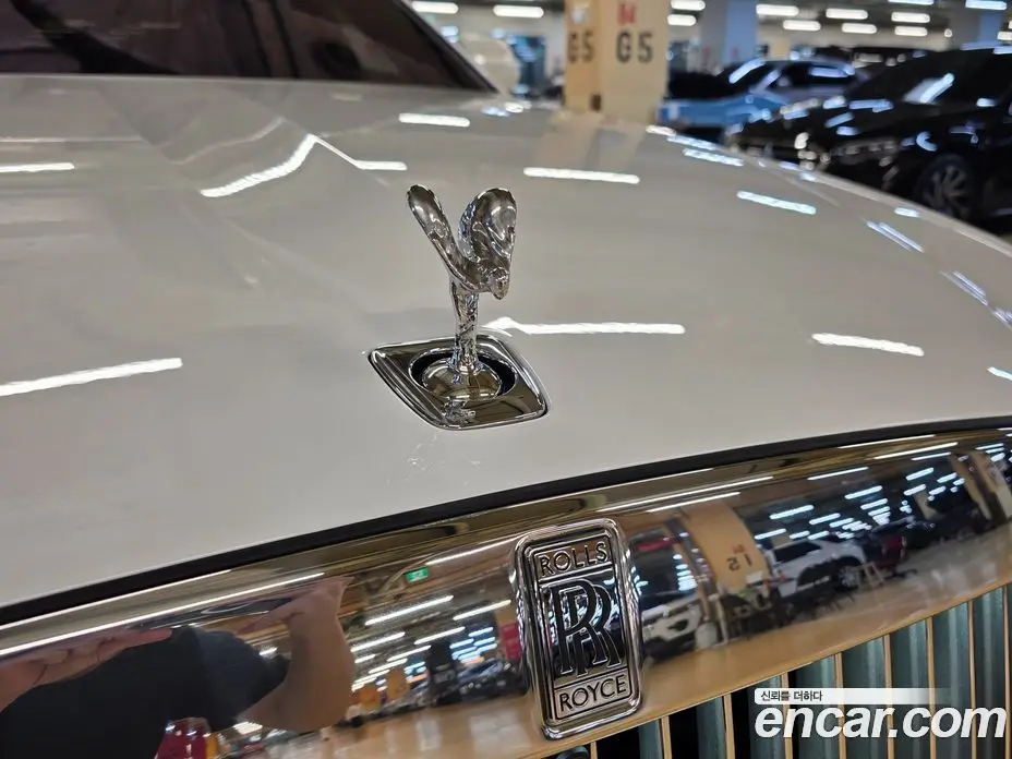 Rolls-Royce Ghost 2026 6.8 автомат (гидро), фото 19