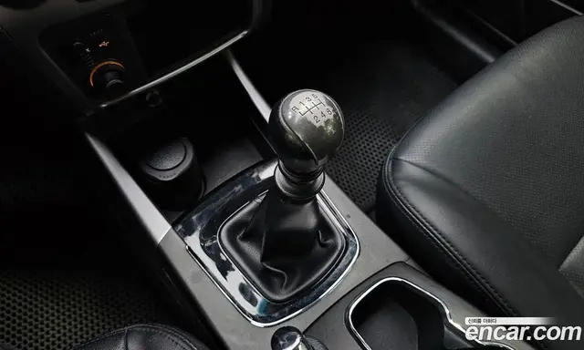 SsangYong Korando 2014 2.0 механика, миниатюра 9