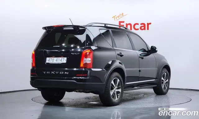 SsangYong Rexton 2015 2.0 автомат (гидро), миниатюра 2