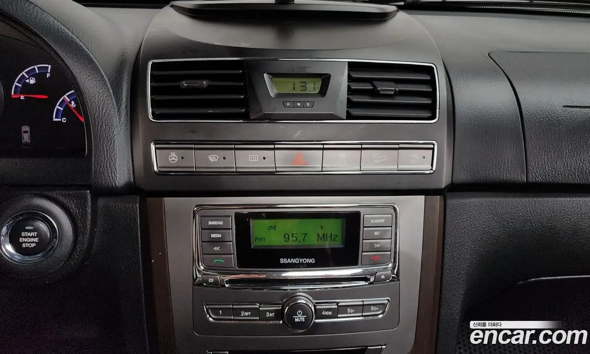 SsangYong Rexton 2015 2.0 автомат (гидро), фото 15