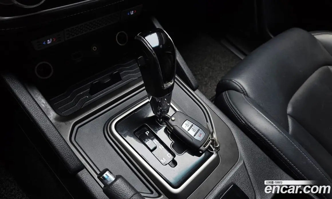SsangYong Rexton 2018 2.2 автомат (гидро), фото 12