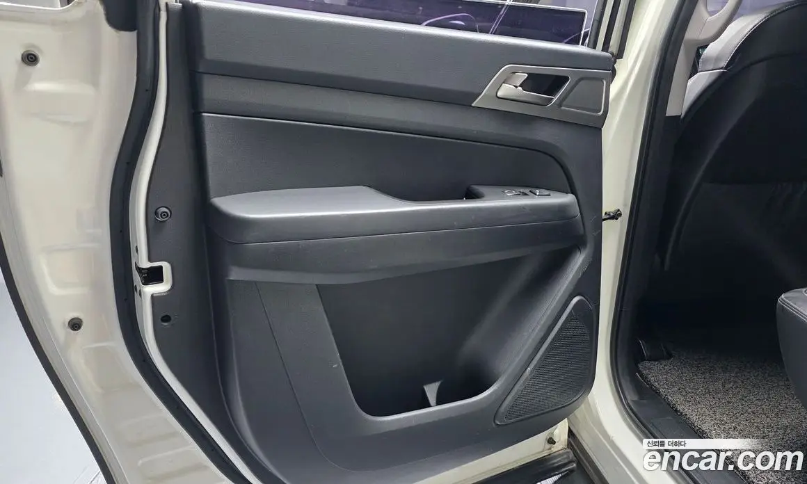 SsangYong Rexton 2018 2.2 автомат (гидро), фото 15
