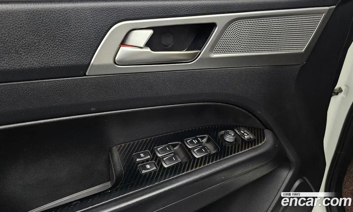 SsangYong Rexton 2019 2.2 автомат (гидро), фото 13 SsangYong Rexton 2019 2.2 автомат (гидро), фото 13