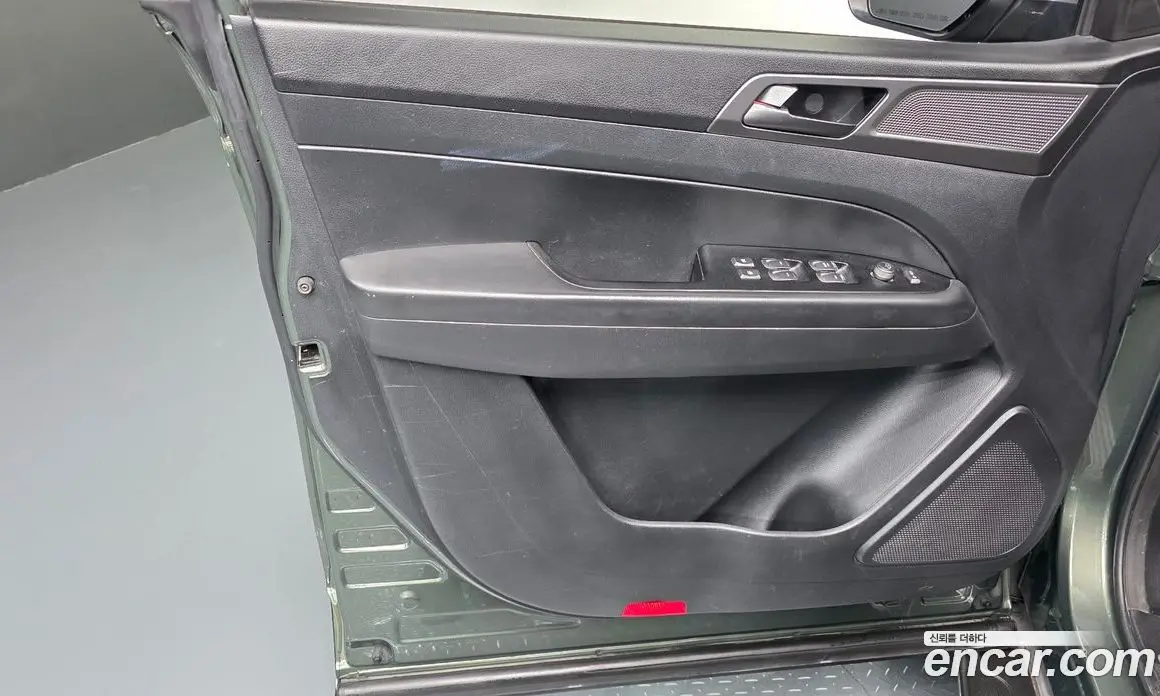 SsangYong Rexton 2023 2.2 автомат (гидро), фото 14