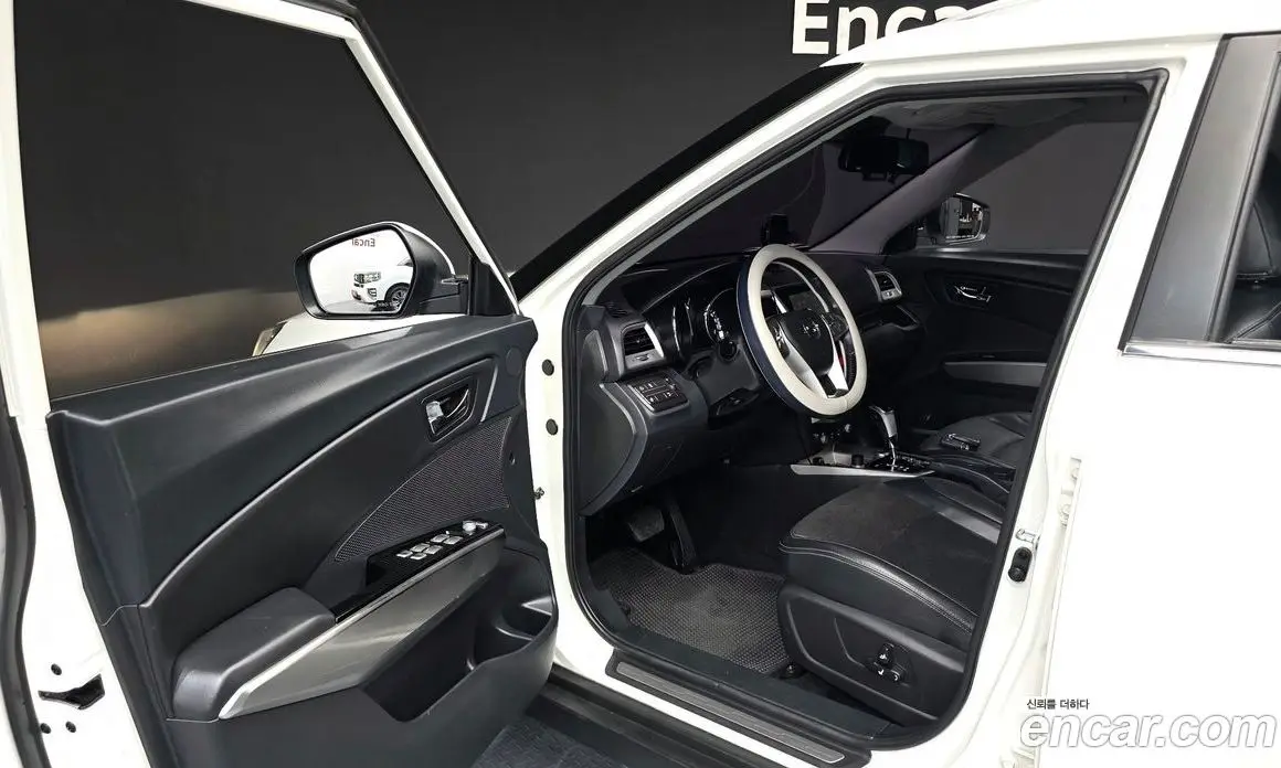 SsangYong TIBOLI 2015 1.6 автомат (гидро), фото 13