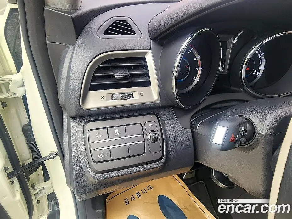 SsangYong TIBOLI 2016 1.6 автомат (гидро), фото 11 SsangYong TIBOLI 2016 1.6 автомат (гидро), фото 11