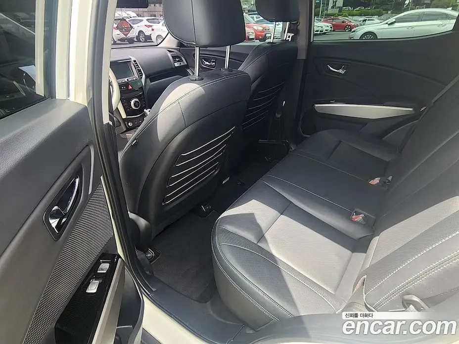 SsangYong TIBOLI 2016 1.6 автомат (гидро), фото 15 SsangYong TIBOLI 2016 1.6 автомат (гидро), фото 15