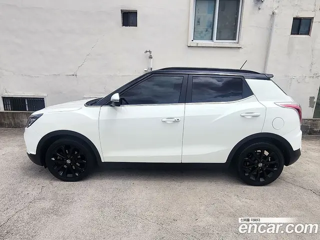 SsangYong TIBOLI 2016 1.6 автомат (гидро), миниатюра 3 SsangYong TIBOLI 2016 1.6 автомат (гидро), миниатюра 3