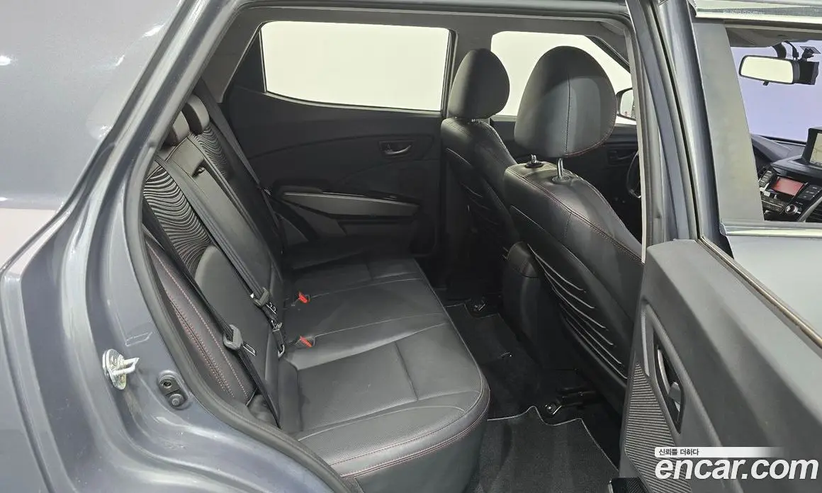 SsangYong TIBOLI 2017 1.6 автомат (гидро), фото 11