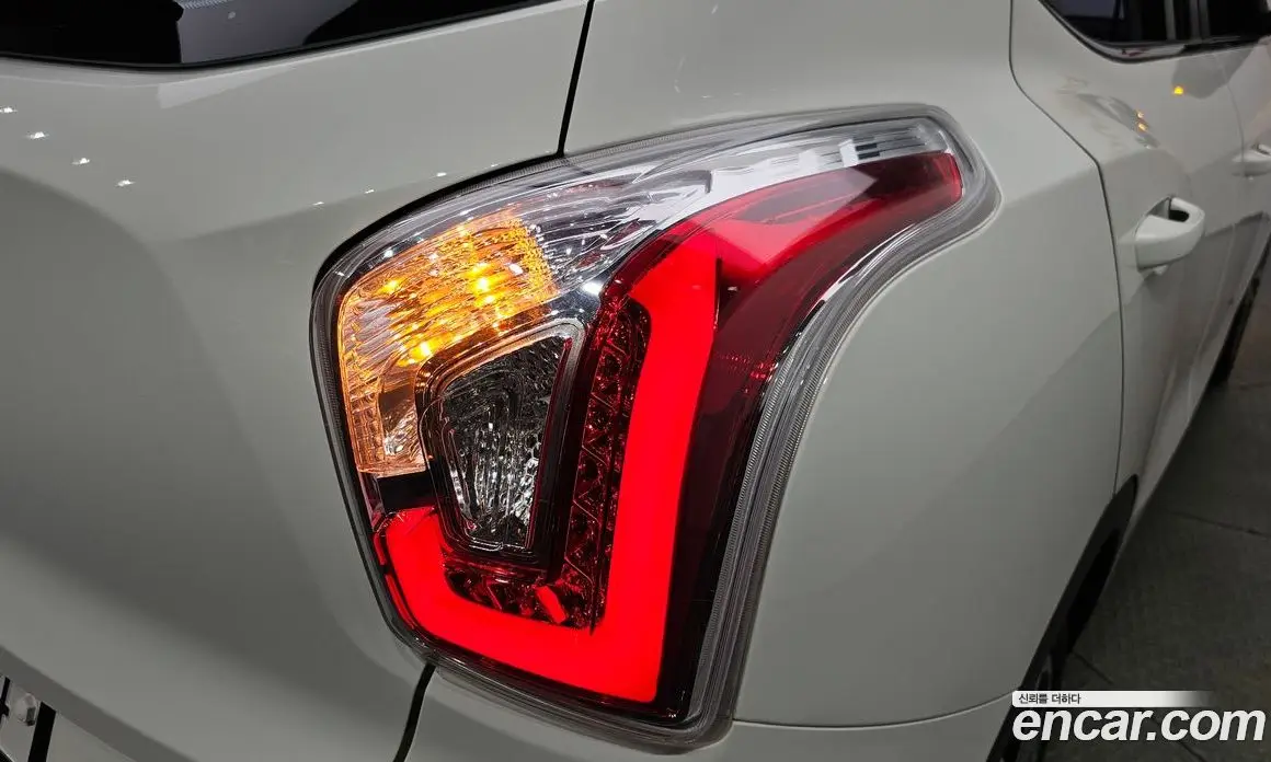 SsangYong TIBOLI 2017 1.6 автомат (гидро), фото 9