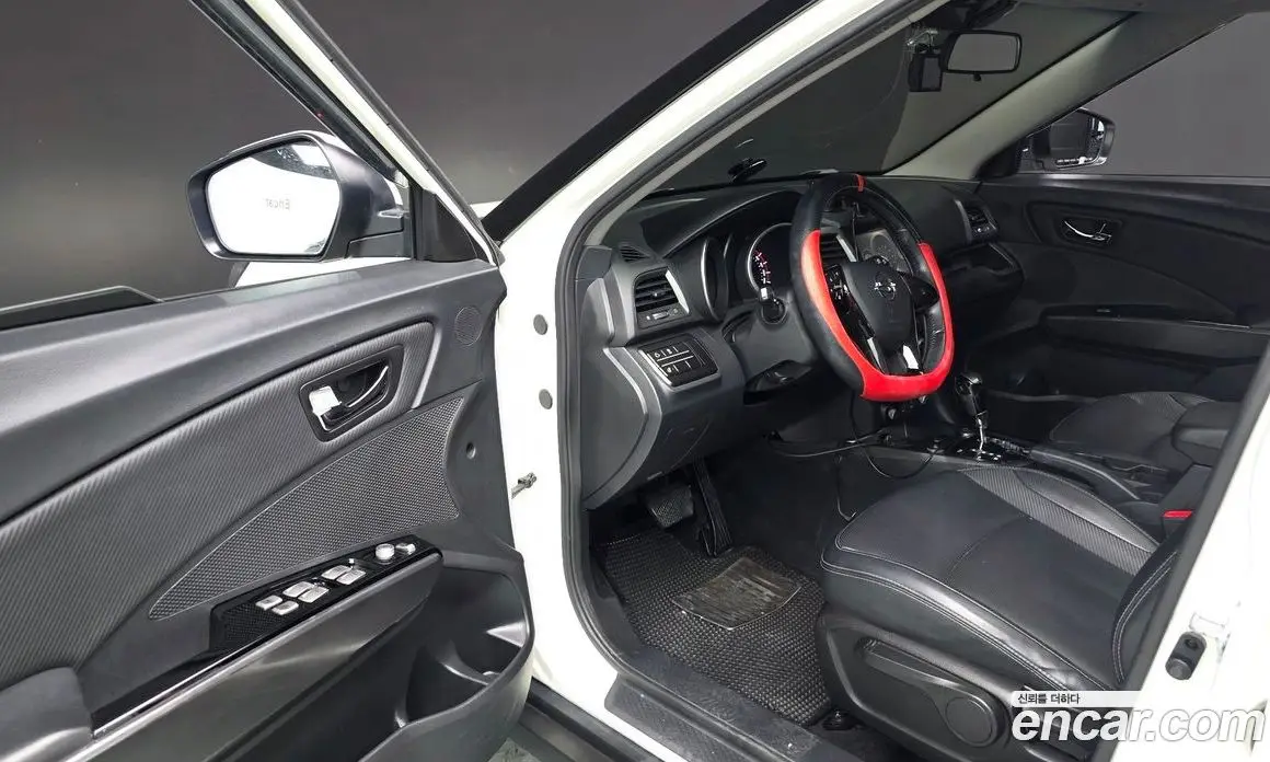 SsangYong TIBOLI 2017 1.6 автомат (гидро), фото 13