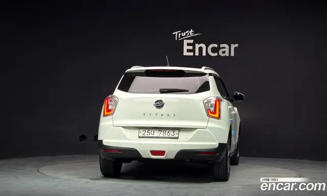 SsangYong TIBOLI 2017 1.6 автомат (гидро), миниатюра 4