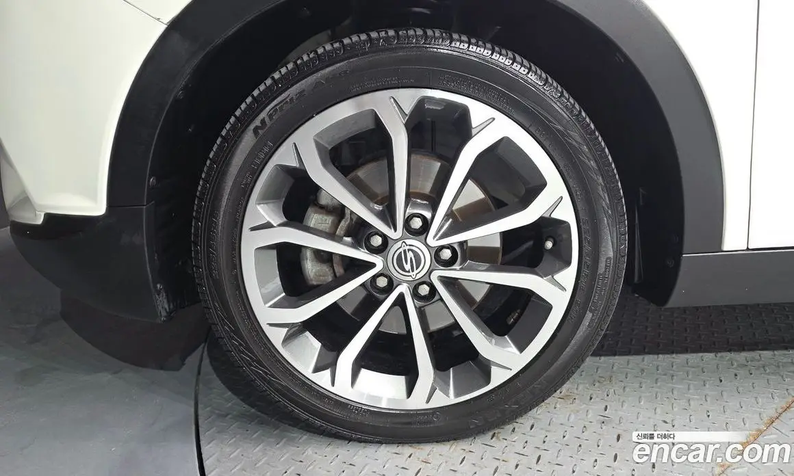 SsangYong TIBOLI 2017 1.6 автомат (гидро), фото 5