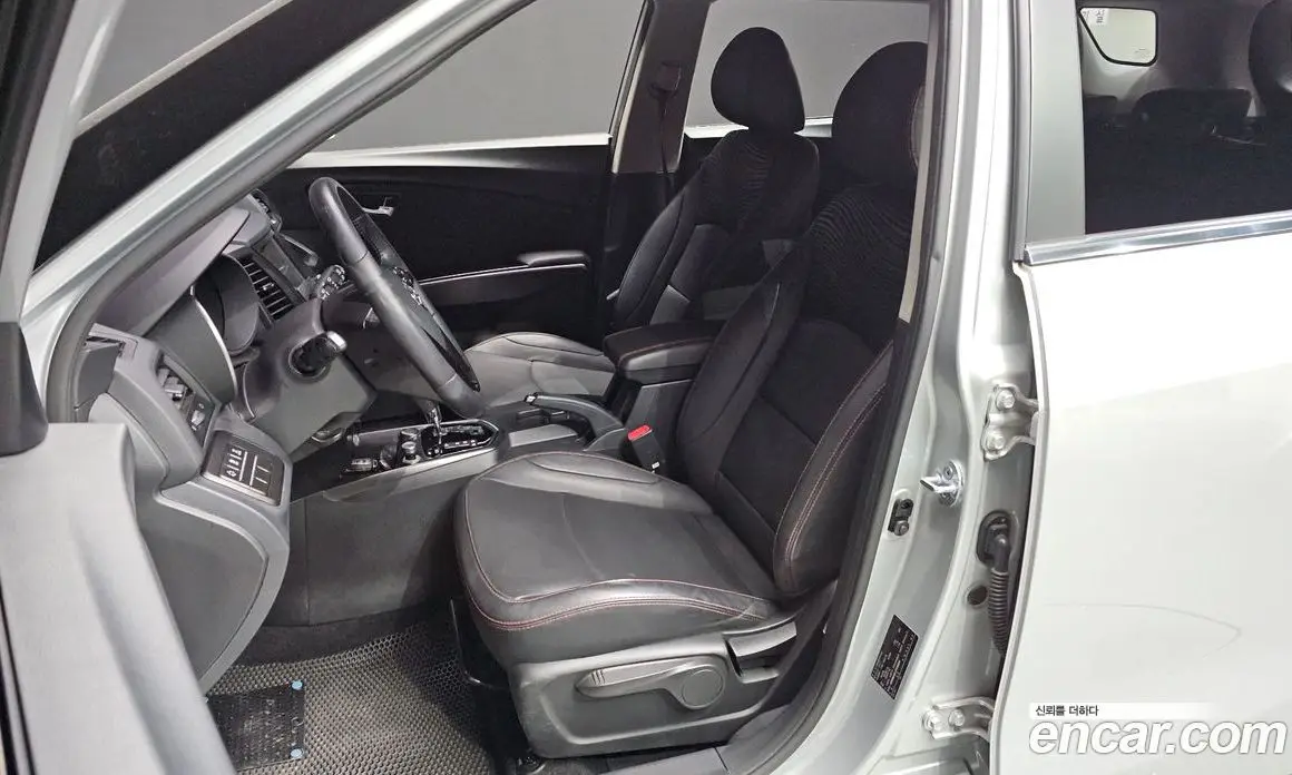 SsangYong TIBOLI 2017 1.6 автомат (гидро), фото 10