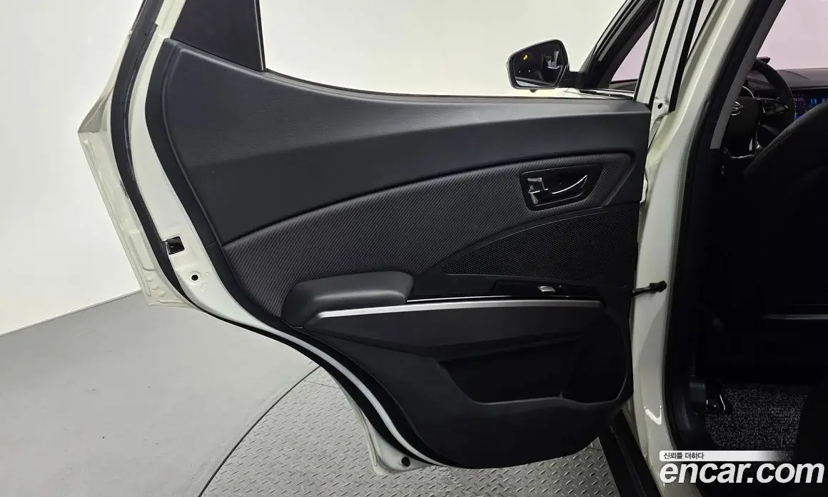 SsangYong TIBOLI 2018 1.6 автомат (гидро), фото 15