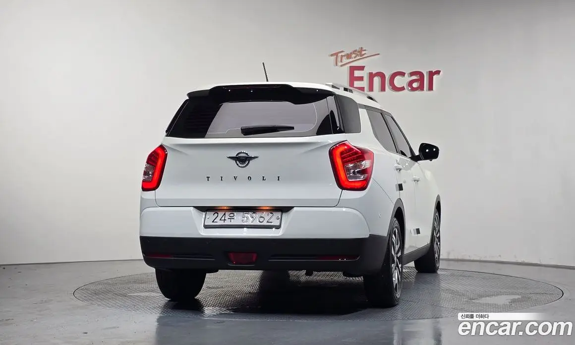 SsangYong TIBOLI 2018 1.6 автомат (гидро), фото 4
