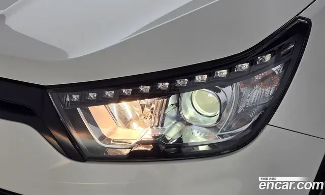 SsangYong TIBOLI 2018 1.6 автомат (гидро), миниатюра 8