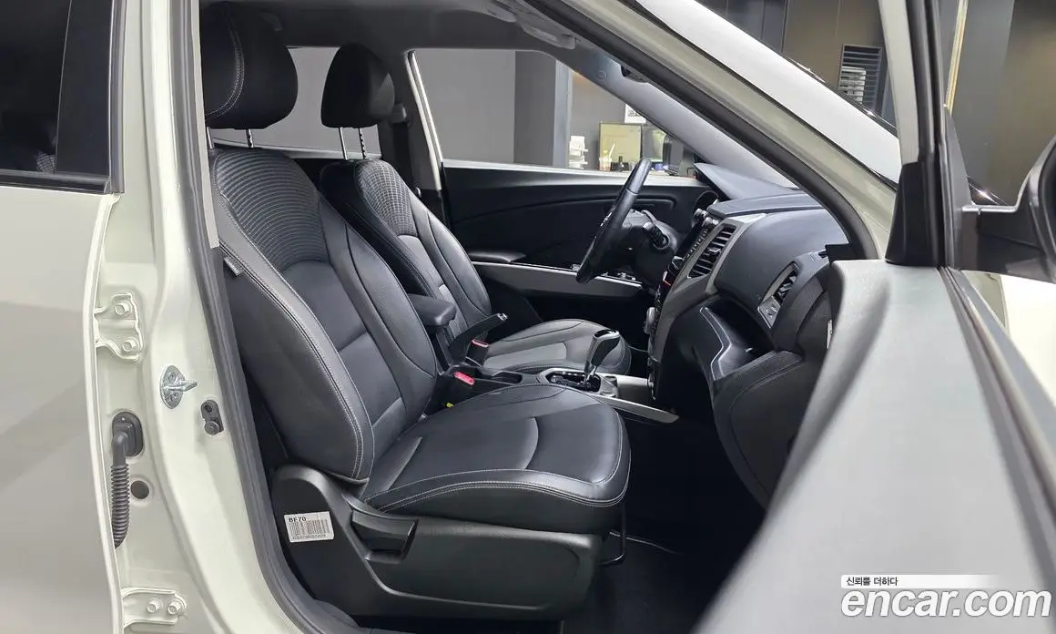 SsangYong TIBOLI 2018 1.6 автомат (гидро), фото 11