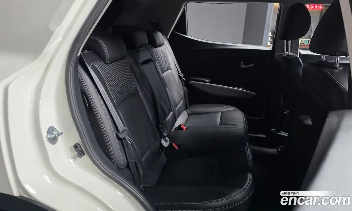 SsangYong TIBOLI 2018 1.6 автомат (гидро), фото 12
