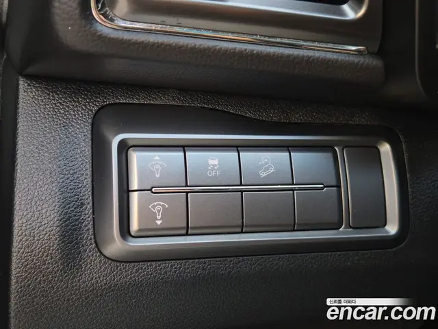 SsangYong TIBOLI 2020 1.6 автомат (гидро), миниатюра 12